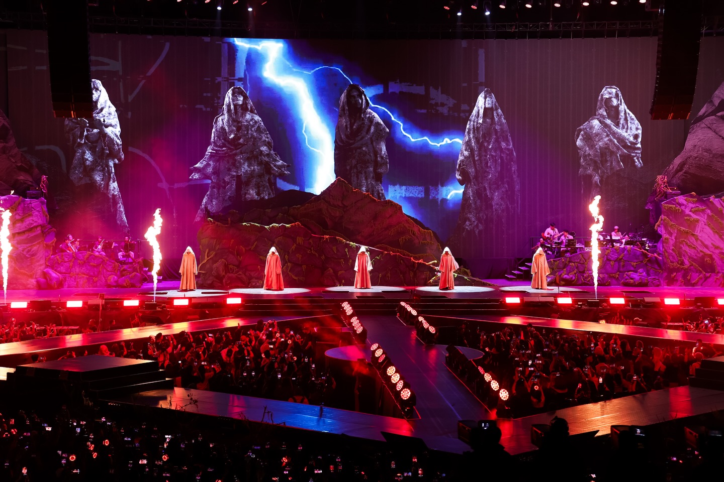 SB19 Surprises A'TIN: Iconic “Prologue” Joins Simula at Wakas Kickoff Concert Album